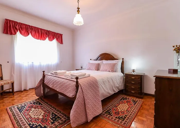 بيت للعطل Casa Do Azal *