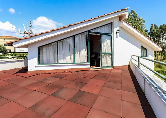 Casa Do Azal بيت للعطل *